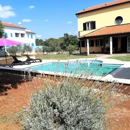 Glavica Apartment *